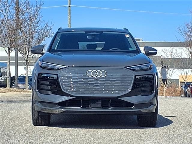 2025 Audi Q6 e-tron Premium Plus