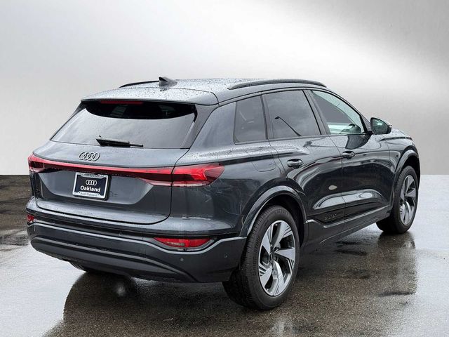 2025 Audi Q6 e-tron Premium Plus