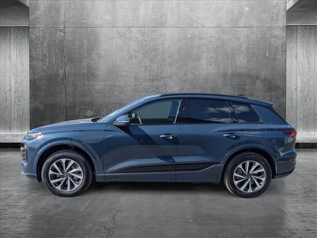 2025 Audi Q6 e-tron Premium Plus