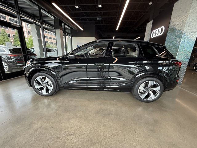 2025 Audi Q6 e-tron Premium Plus