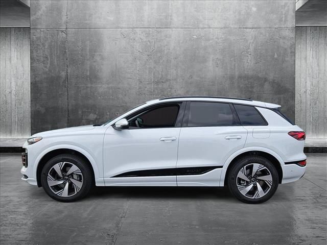 2025 Audi Q6 e-tron Premium Plus