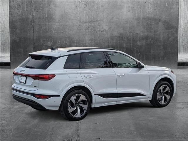 2025 Audi Q6 e-tron Premium Plus