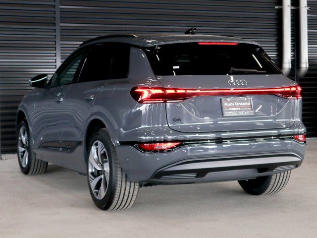 2025 Audi Q6 e-tron Premium Plus