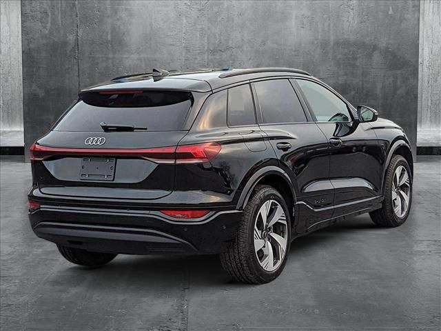 2025 Audi Q6 e-tron Premium Plus