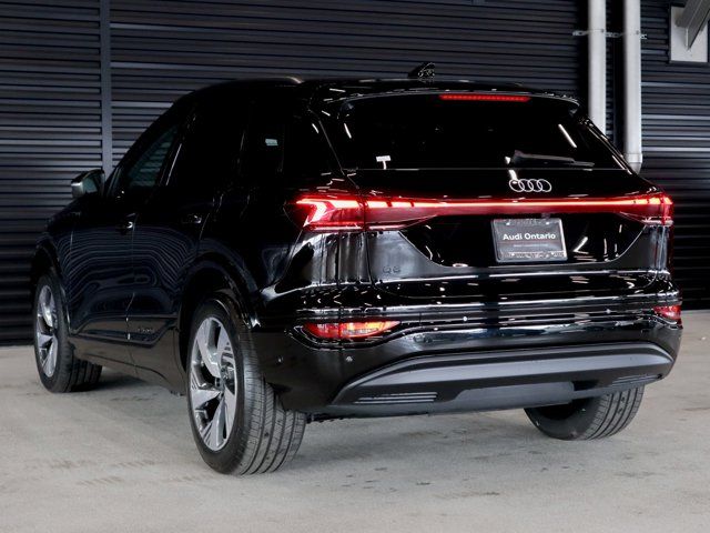 2025 Audi Q6 e-tron Premium Plus