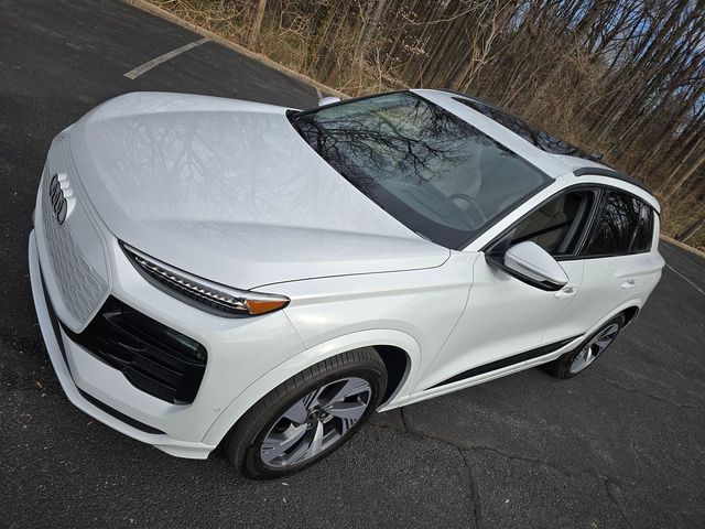 2025 Audi Q6 e-tron Premium Plus