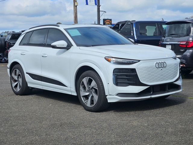 2025 Audi Q6 e-tron Premium Plus