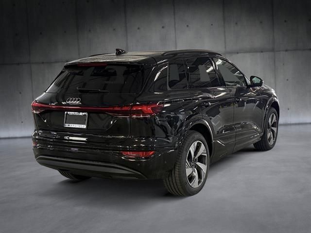 2025 Audi Q6 e-tron Premium Plus