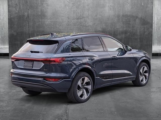 2025 Audi Q6 e-tron Prestige