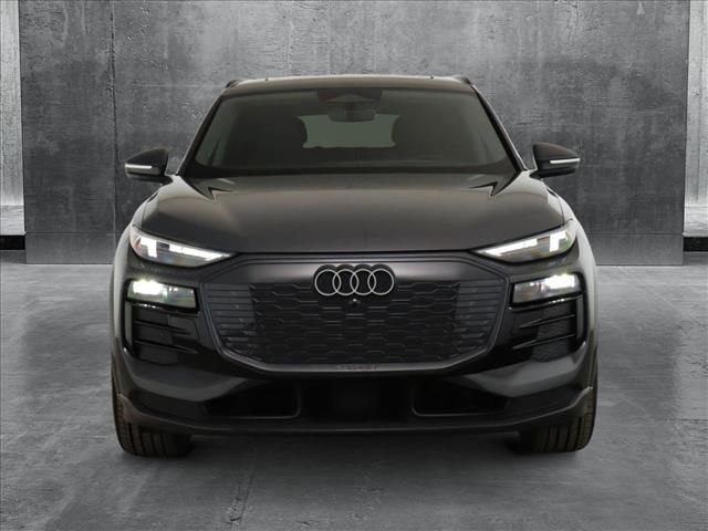 2025 Audi Q6 e-tron Prestige