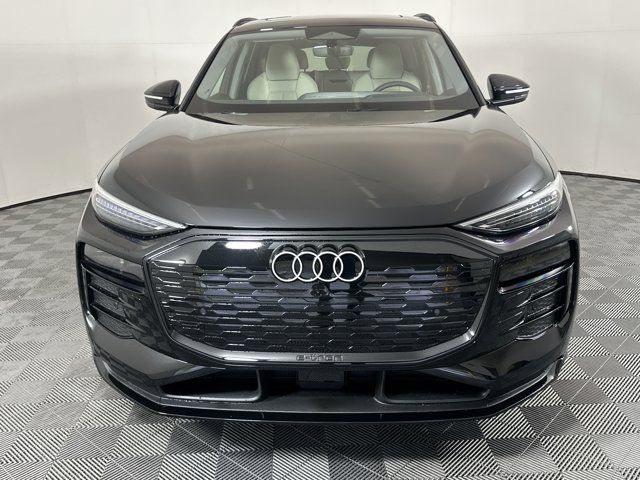 2025 Audi Q6 e-tron Prestige