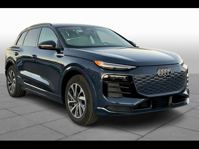 2025 Audi Q6 e-tron Prestige