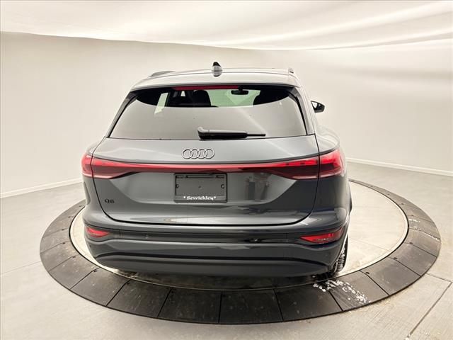 2025 Audi Q6 e-tron Premium Plus