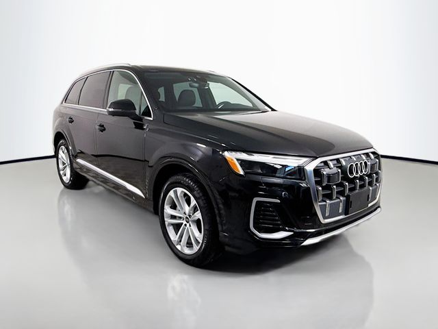 2025 Audi Q7 Premium