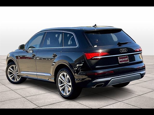 2025 Audi Q7 Premium