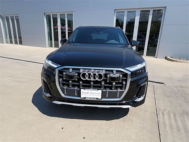 2025 Audi Q7 Premium