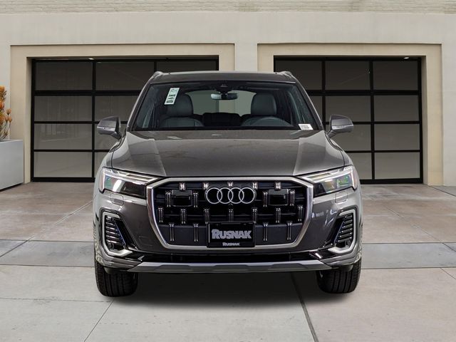 2025 Audi Q7 Premium