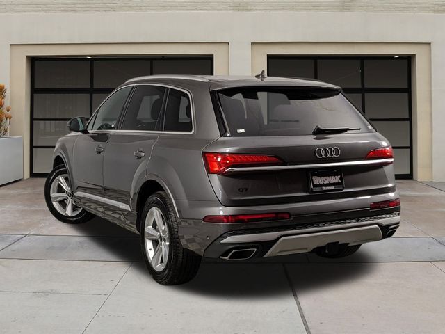 2025 Audi Q7 Premium