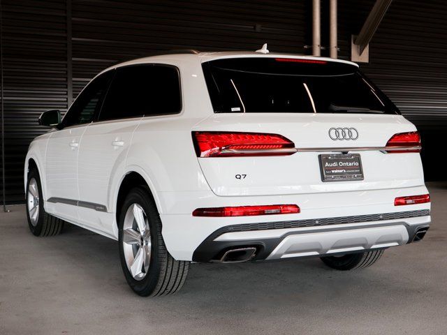 2025 Audi Q7 Premium