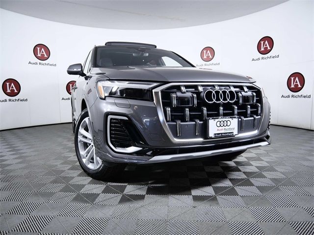 2025 Audi Q7 Premium