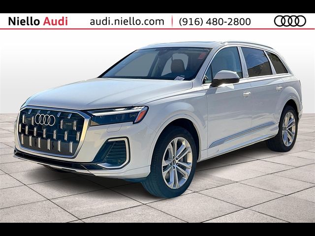 2025 Audi Q7 Premium