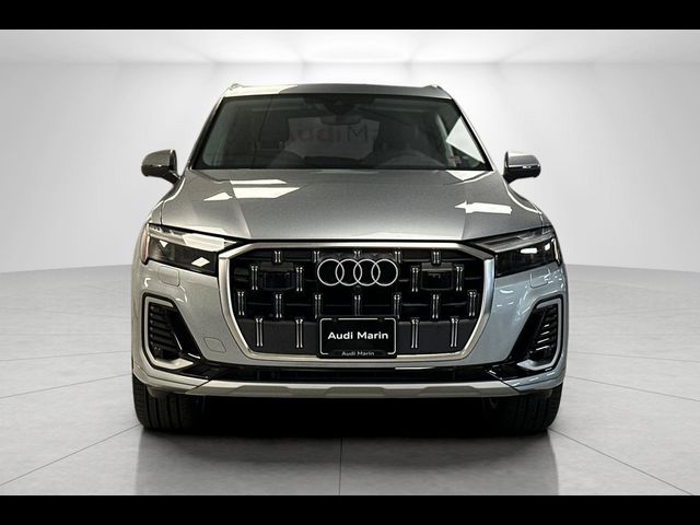 2025 Audi Q7 Premium