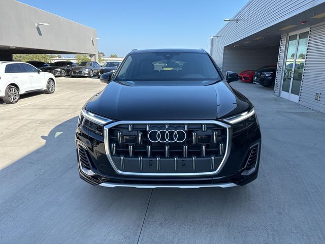 2025 Audi Q7 Premium