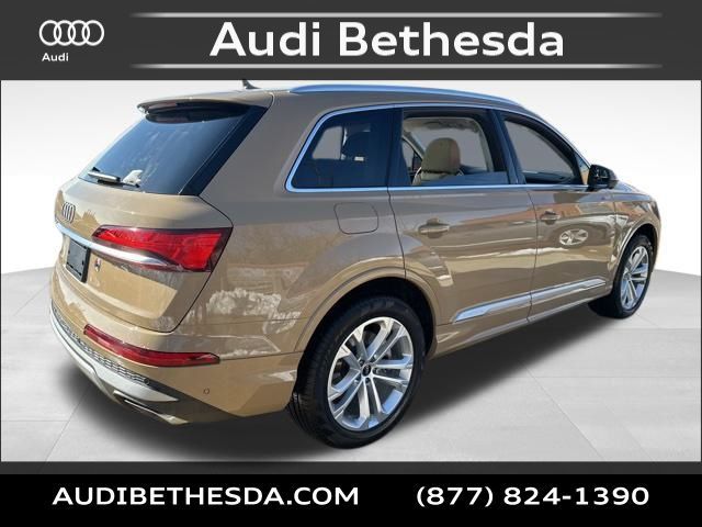 2025 Audi Q7 Premium