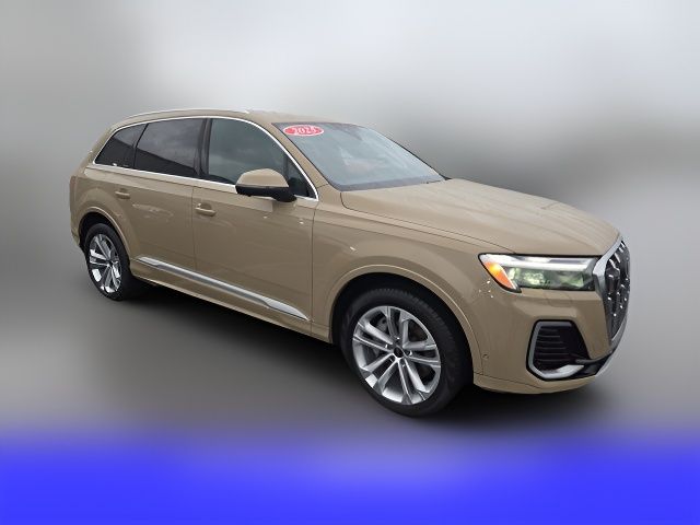 2025 Audi Q7 Premium