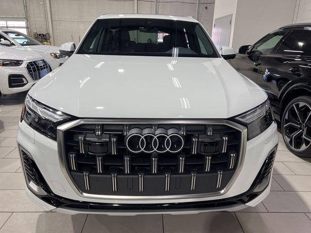 2025 Audi Q7 Premium