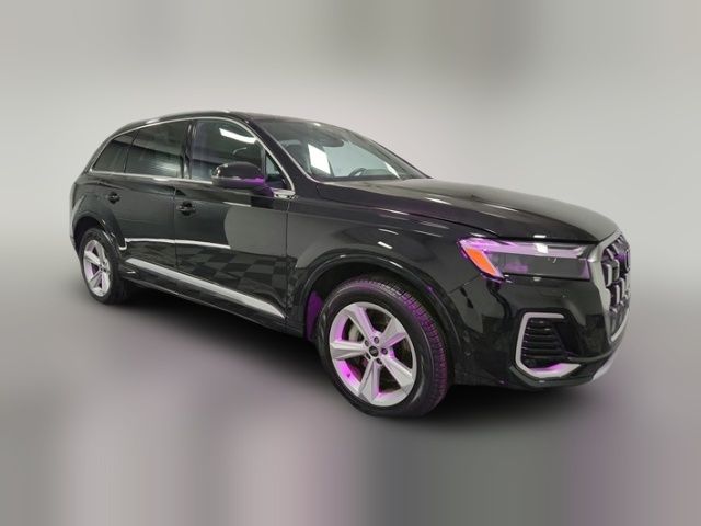 2025 Audi Q7 Premium