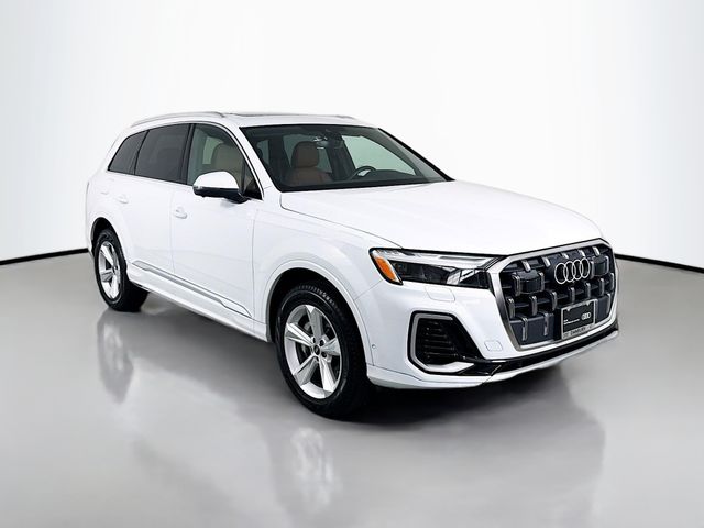 2025 Audi Q7 Premium