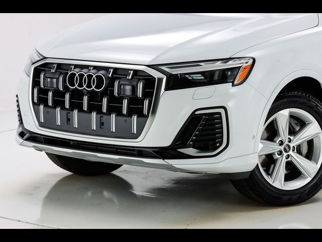 2025 Audi Q7 Premium