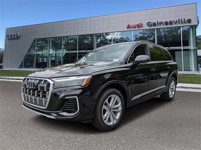 2025 Audi Q7 Premium