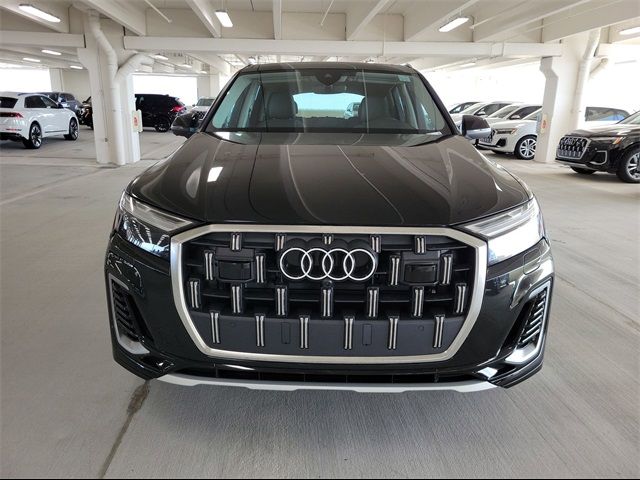 2025 Audi Q7 Premium