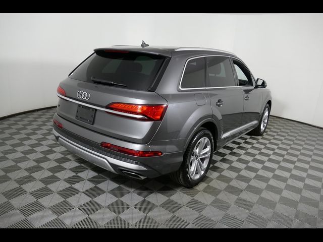 2025 Audi Q7 Premium