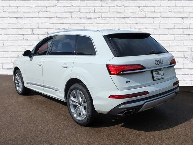 2025 Audi Q7 Premium