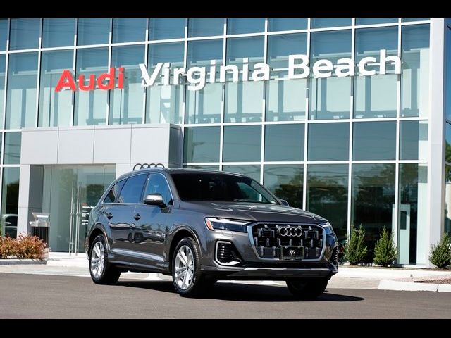 2025 Audi Q7 Premium