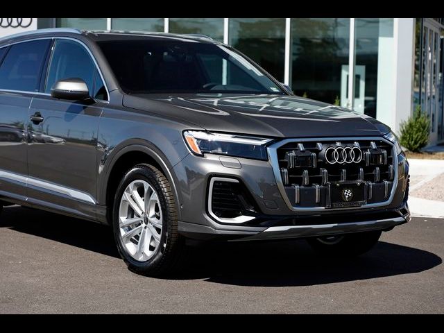 2025 Audi Q7 Premium