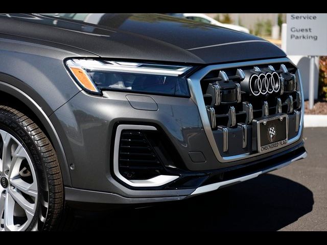 2025 Audi Q7 Premium