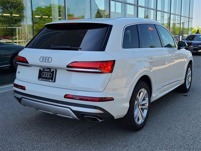 2025 Audi Q7 Premium