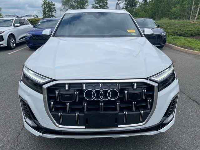 2025 Audi Q7 Premium