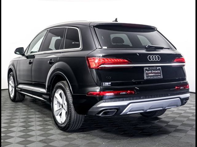 2025 Audi Q7 Premium