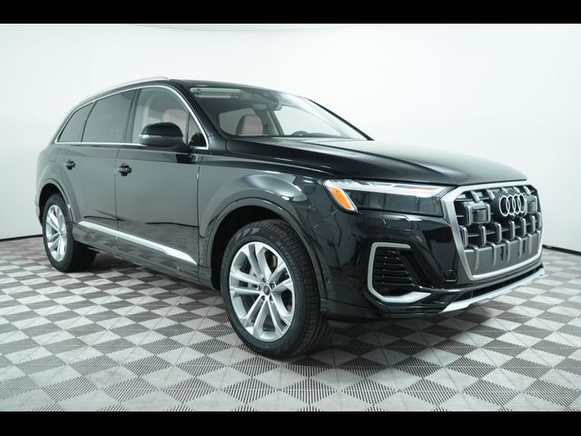 2025 Audi Q7 Premium