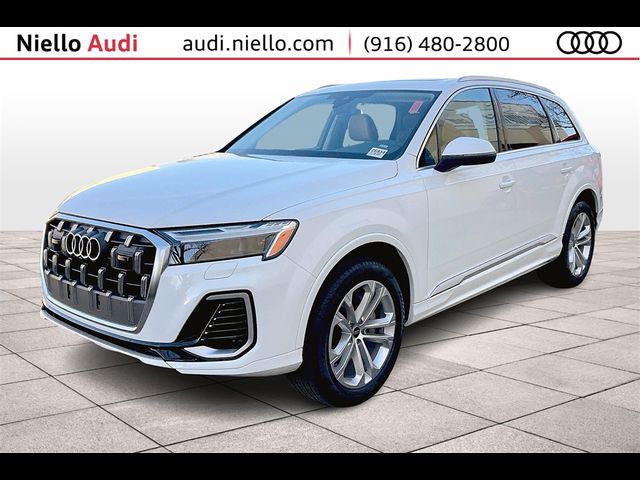 2025 Audi Q7 Premium