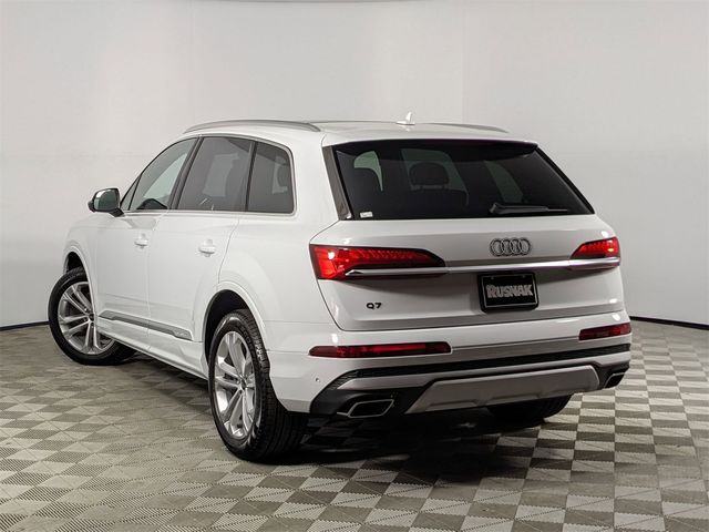 2025 Audi Q7 Premium