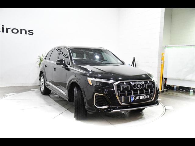 2025 Audi Q7 Premium