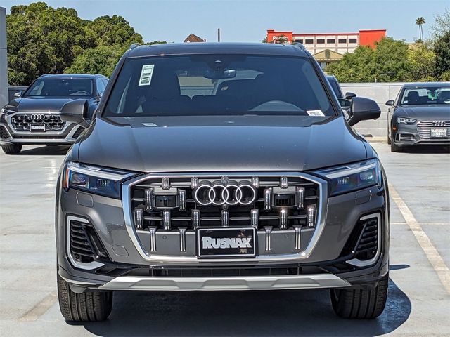 2025 Audi Q7 Premium