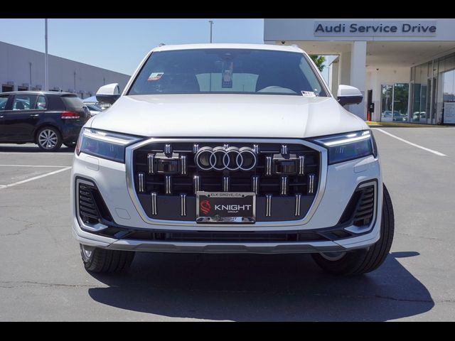 2025 Audi Q7 Premium