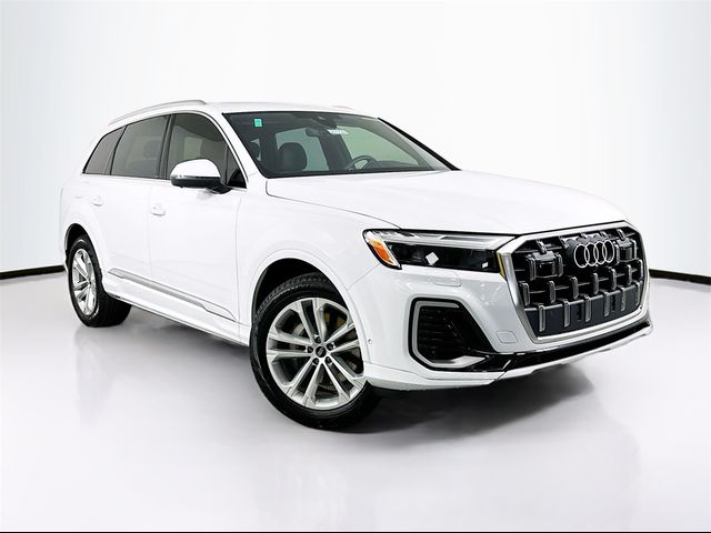 2025 Audi Q7 Premium